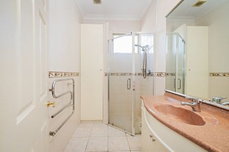 Photo of property in 76 Santa Barbara Drive, Papamoa Beach, Papamoa, 3118
