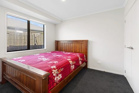 Photo of property in 5 Warlock Way, Papamoa, 3118