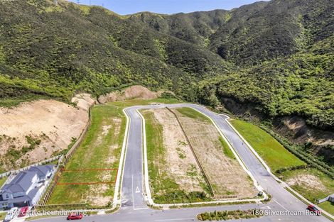 Photo of property in 180 Silverstream Road, Crofton Downs, Wellington, 6035