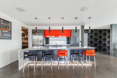 Photo of property in 3 Mansion Court, West Harbour, Auckland, 0618