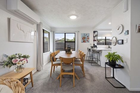 Photo of property in 3 Salisbury Avenue, Terrace End, Palmerston North, 4410