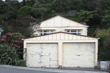 Photo of property in 49 Standen Street, Karori, Wellington, 6012