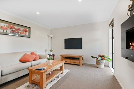 Photo of property in 76 Ledbury Drive, Rolleston, 7615