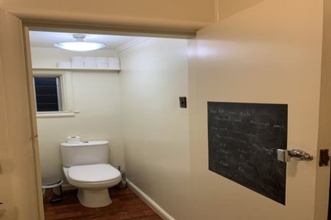 Photo of property in 14 Seaview Avenue, Northcote, Auckland, 0627