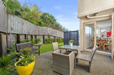 Photo of property in 50 Erlestoke Crescent, Churton Park, Wellington, 6037