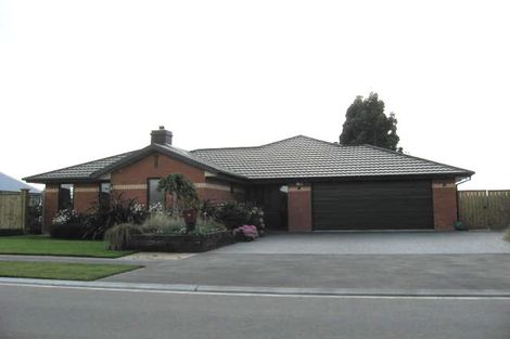 Photo of property in 19 Cathcart Crescent, Prebbleton, 7604