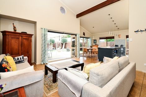 Photo of property in 19 Strathmore Drive, Rototuna, Hamilton, 3210