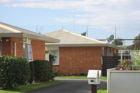 Photo of property in 14a Pemberton Crescent, Greerton, Tauranga, 3112