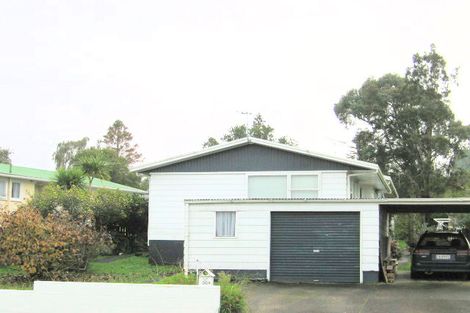 Photo of property in 30a Thorburn Avenue, Red Beach, 0932
