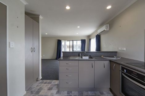 Photo of property in 7 Saint Lukes Place, Bader, Hamilton, 3206