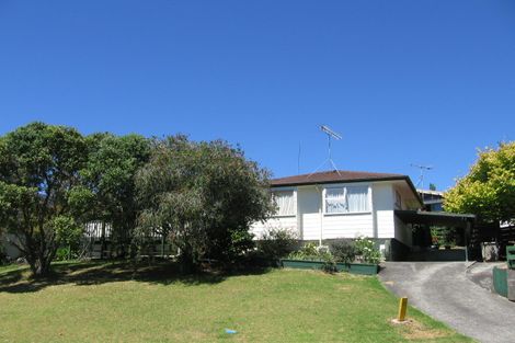 Photo of property in 52 Kia Ora Road, Beach Haven, Auckland, 0626