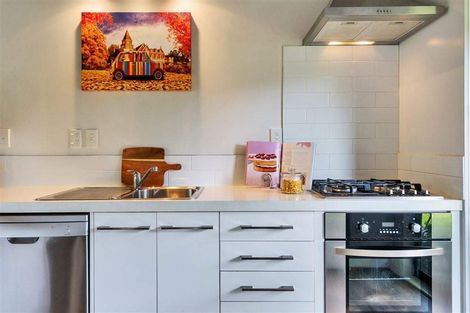 Photo of property in 12/58 Manuroa Road, Takanini, 2112