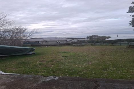 Photo of property in 8 Kent Terrace, Foxton Beach, Foxton, 4815
