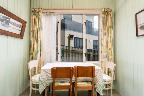 Photo of property in 6 Kingston, Taieri Mouth, 9091