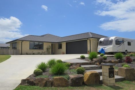 Photo of property in 46 Leeward Drive, Whitianga, 3510