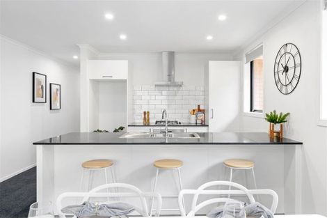 Photo of property in 31 Waruhia Crescent, Rototuna North, 3281