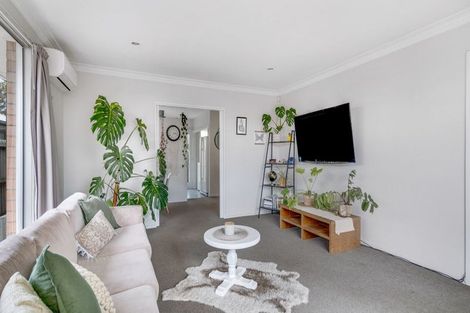 Photo of property in 2/296b Wairakei Road, Bryndwr, Christchurch, 8053