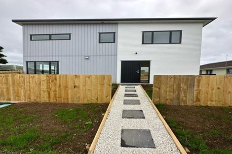 Photo of property in 1 Rice Crescent, Papakura, 2110