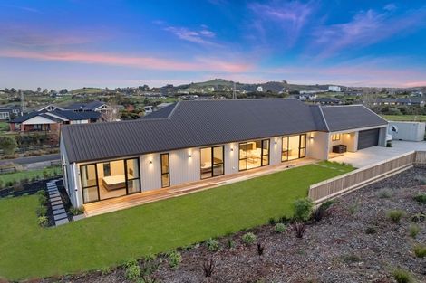 Photo of property in 6 Peet Row, Pokeno, 2471