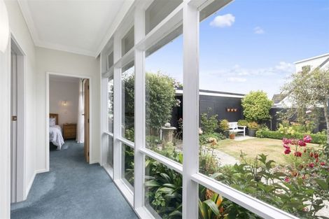 Photo of property in 20 Rama Crescent, Khandallah, Wellington, 6035