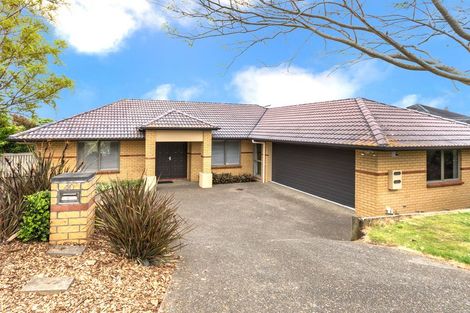 Photo of property in 40 Lough Bourne Drive, Pukekohe, 2120