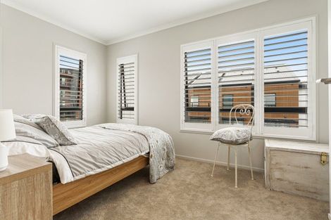 Photo of property in 15 Patrol Lane, Hobsonville, 0616