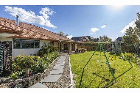 Photo of property in 20 Milesbrook Close, Rangiora, 7400