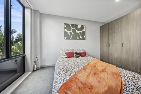 Photo of property in 104/2 Launch Road, Hobsonville, Auckland, 0616