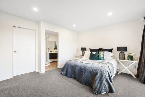 Photo of property in 32 Farnham Street, Mornington, Wellington, 6021