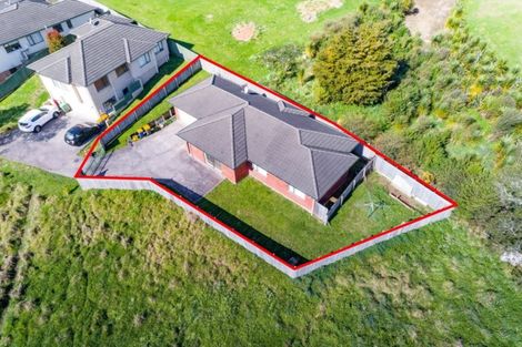 Photo of property in 72 Garelja Road, Henderson, Auckland, 0612