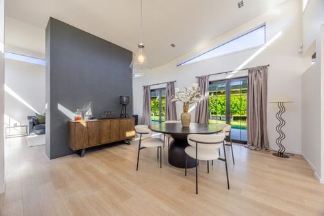 Photo of property in 80 Kent Terrace, Taradale, Napier, 4112