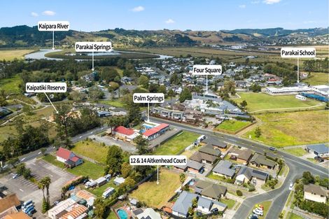 Photo of property in 12 Aitkenhead Court, Parakai, 0830