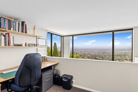 Photo of property in 3 Allom Lane, Cashmere, Christchurch, 8022