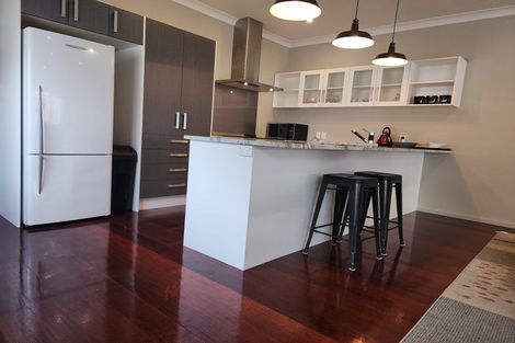 Photo of property in 184 Breaker Bay Road, Breaker Bay, Wellington, 6022