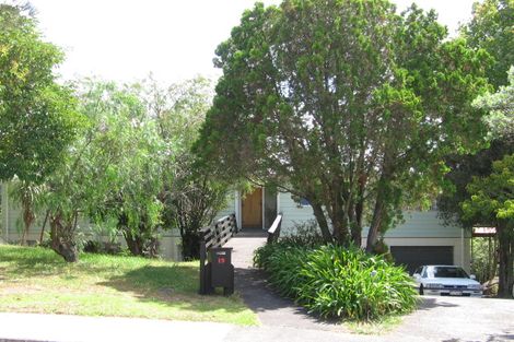 Photo of property in 19 Oruamo Place, Beach Haven, Auckland, 0626