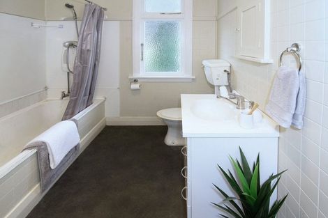 Photo of property in 50 Lincoln Road, Masterton, 5810