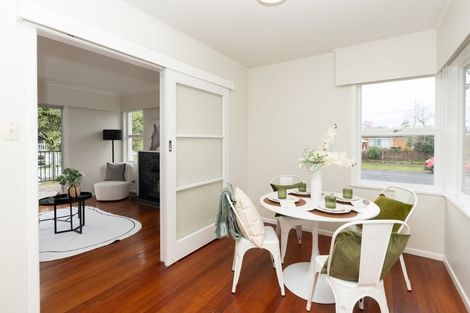 Photo of property in 1 Jennifer Place, Chartwell, Hamilton, 3210