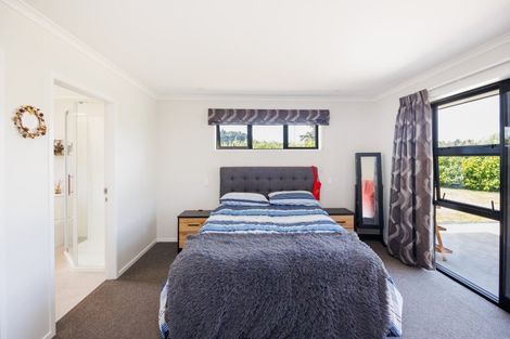 Photo of property in 2 Monarch Drive, Ashhurst, 4810