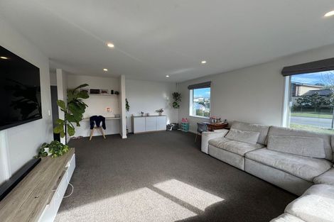 Photo of property in 67 Georgina Street, Marshland, Christchurch, 8083