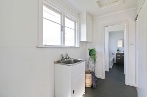 Photo of property in 66 Ferguson Street, Awapuni, Palmerston North, 4412