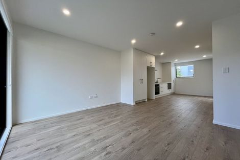 Photo of property in 11/39 Pakuranga Road, Pakuranga, 2010
