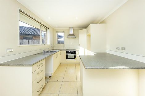 Photo of property in 23 Masters Place, Favona, Auckland, 2024