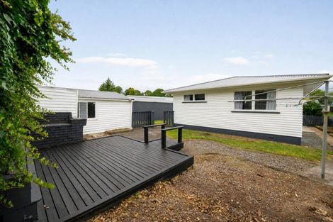 Photo of property in 16 Manapouri Place, Glenview, Hamilton, 3206