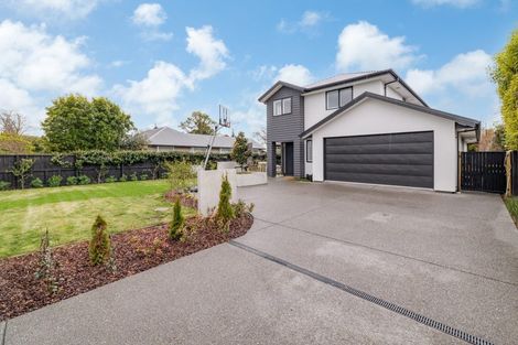 Photo of property in 4 Chilcombe Street, Ilam, Christchurch, 8041