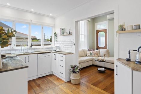 Photo of property in 32a Prospect Terrace, Pukekohe, 2120