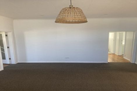 Photo of property in 195 Ngamotu Road, Spotswood, New Plymouth, 4310