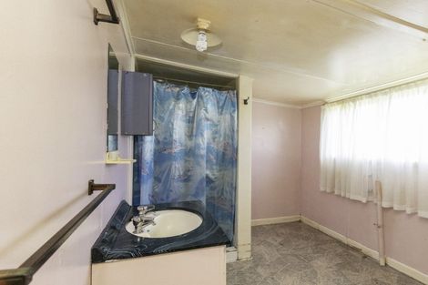 Photo of property in 12 Bradley Street, Paeroa, 3600