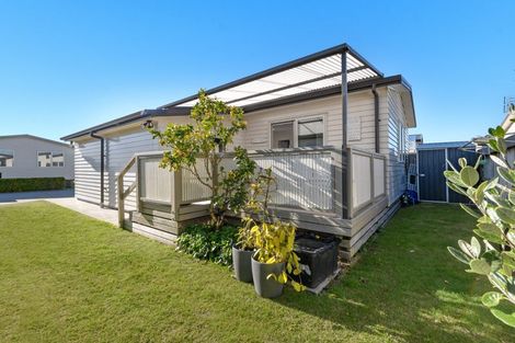 Photo of property in 204/11 Kamahi Crescent, Papamoa Beach, Papamoa, 3118