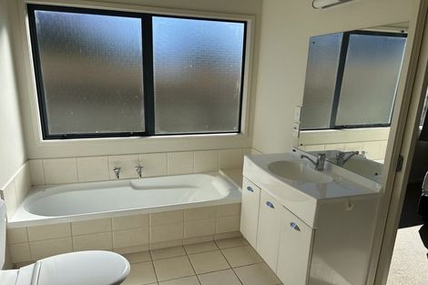 Photo of property in 1a Arataki Road, Havelock North, 4130