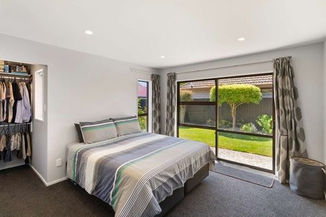 Photo of property in 4 Jacaranda Place, Parklands, Christchurch, 8083